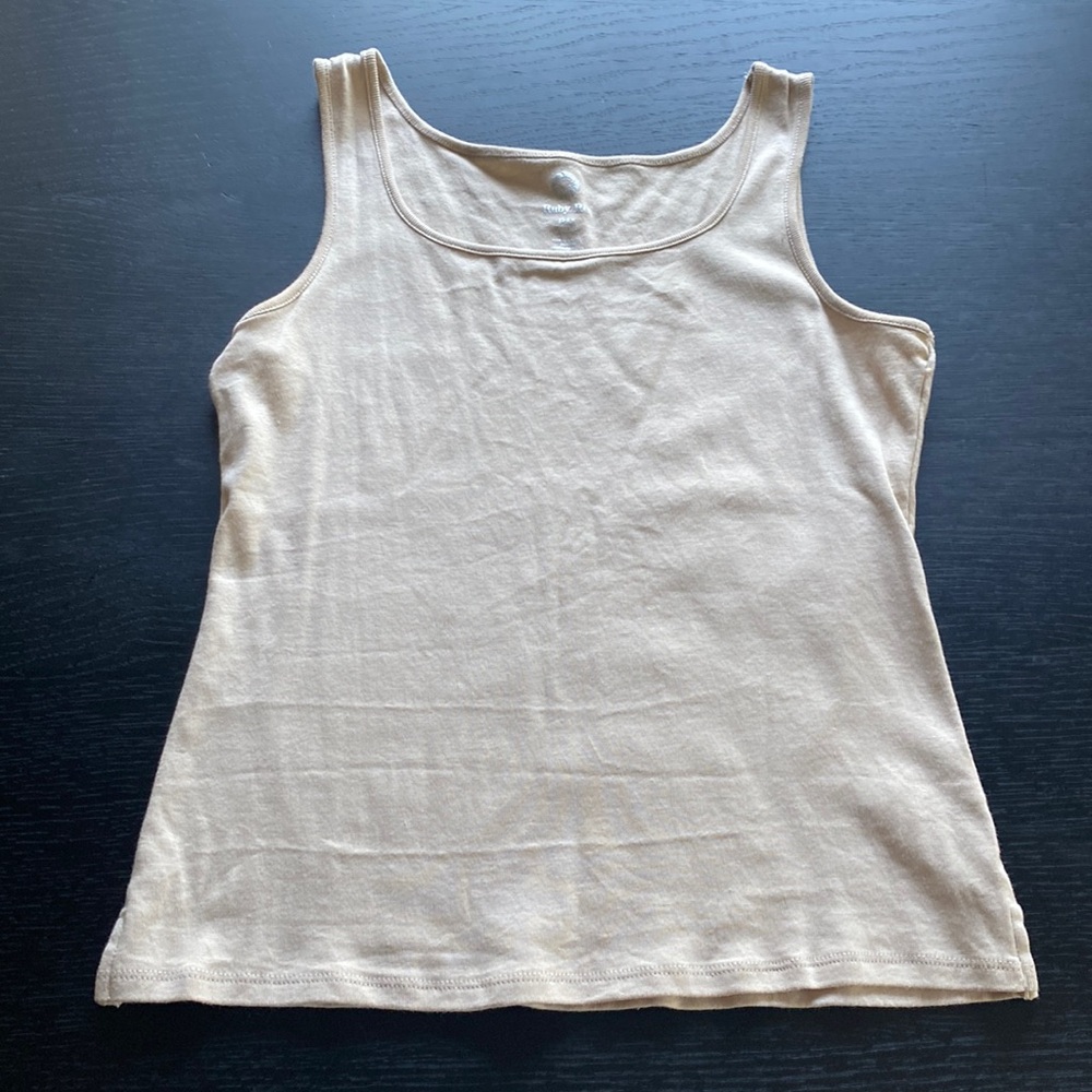 Ruby Red petite medium beige tank